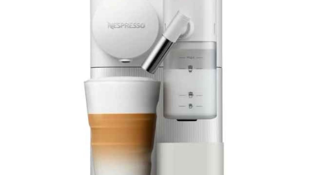 Nespresso Lattissima One Coffee Machine Porcelain White nespresso lattissima one coffee machine porcelain white 2